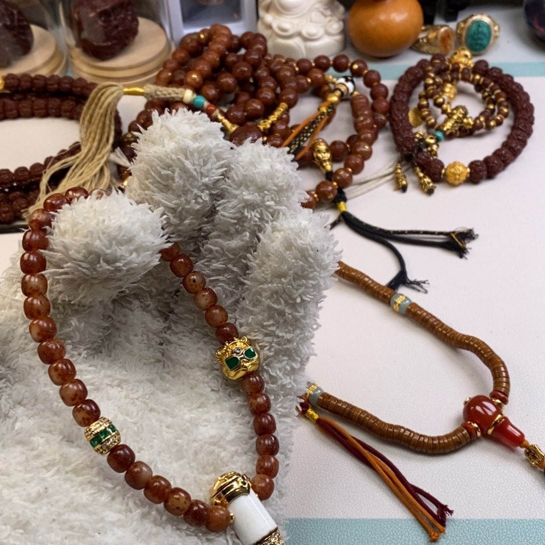 星月菩提吊坠。。。。。。。。。。