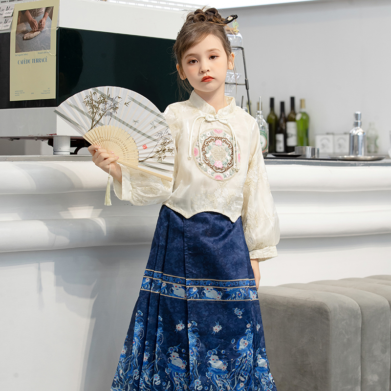 国风汉服女童春秋公主民族服装2025新款中式古装女孩唐装风马面裙