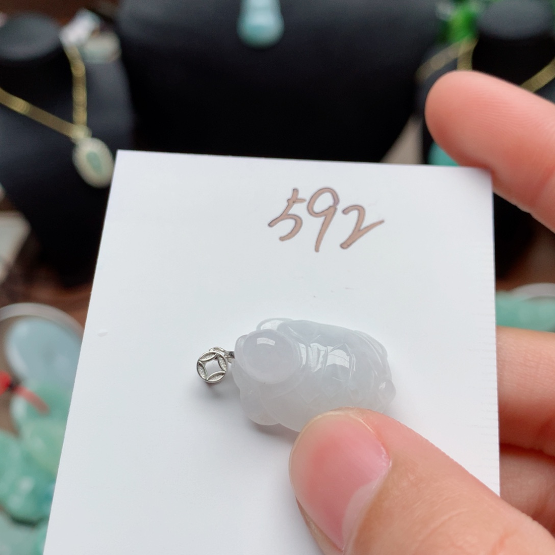 翡翠颈饰银S925镶嵌吊坠