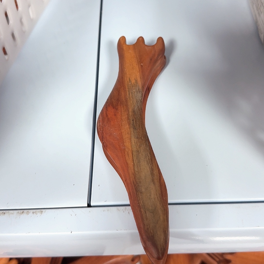 红檀香木脚部放松工具瑕疵