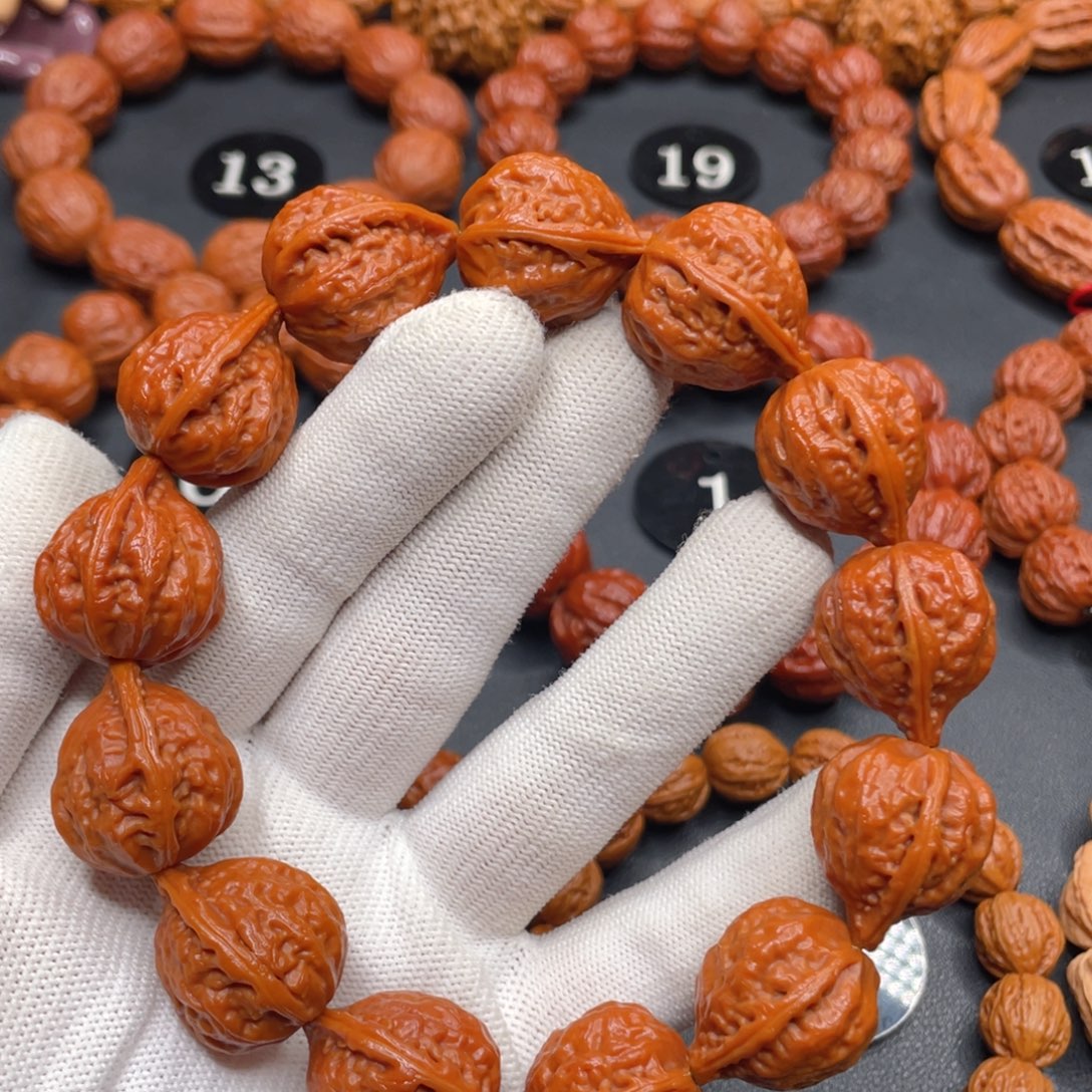 猴头核桃手串野生核桃桃心型秋子手持