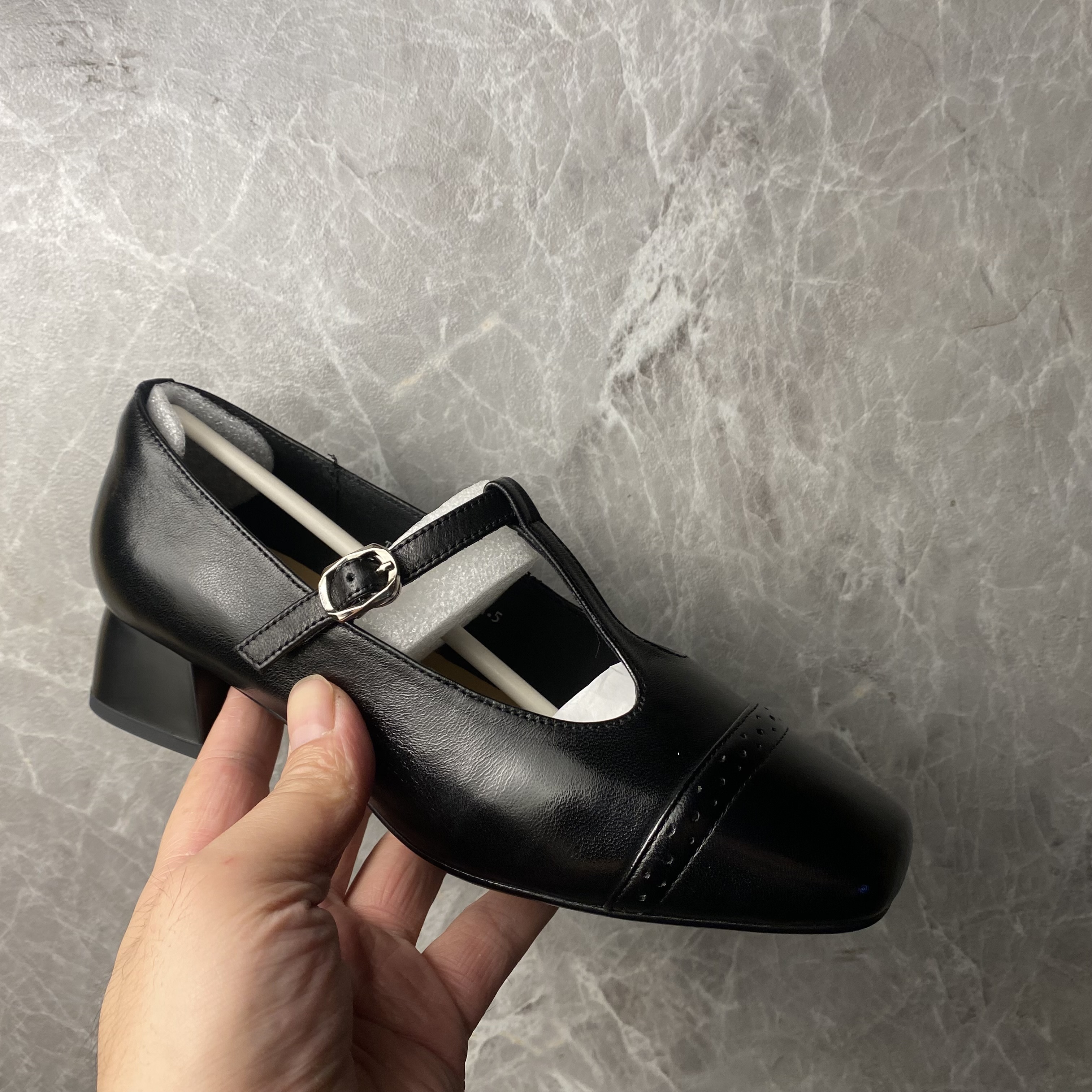 粗跟羊皮玛丽珍5118277黑色