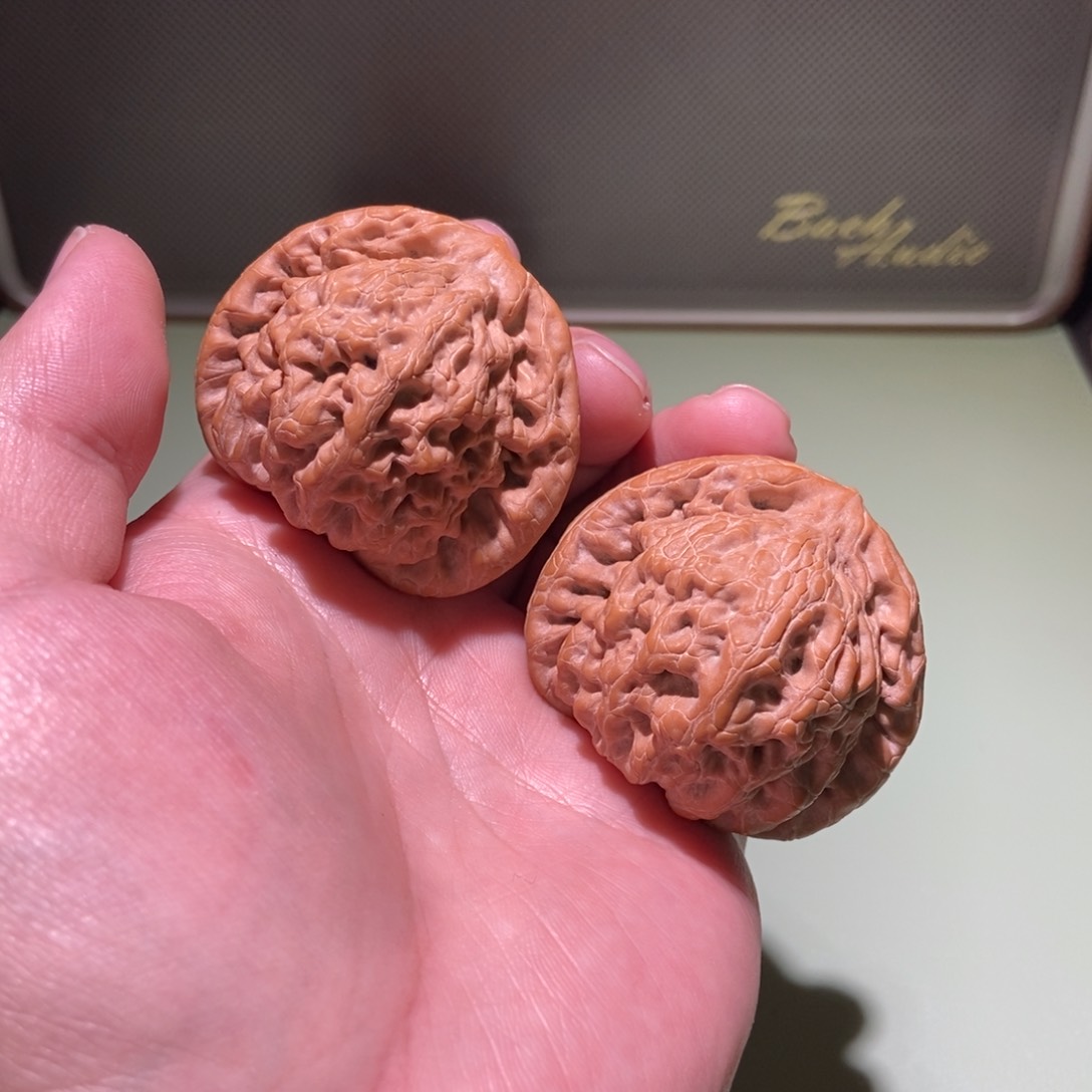 文玩核桃吊坠Q***.45金公子