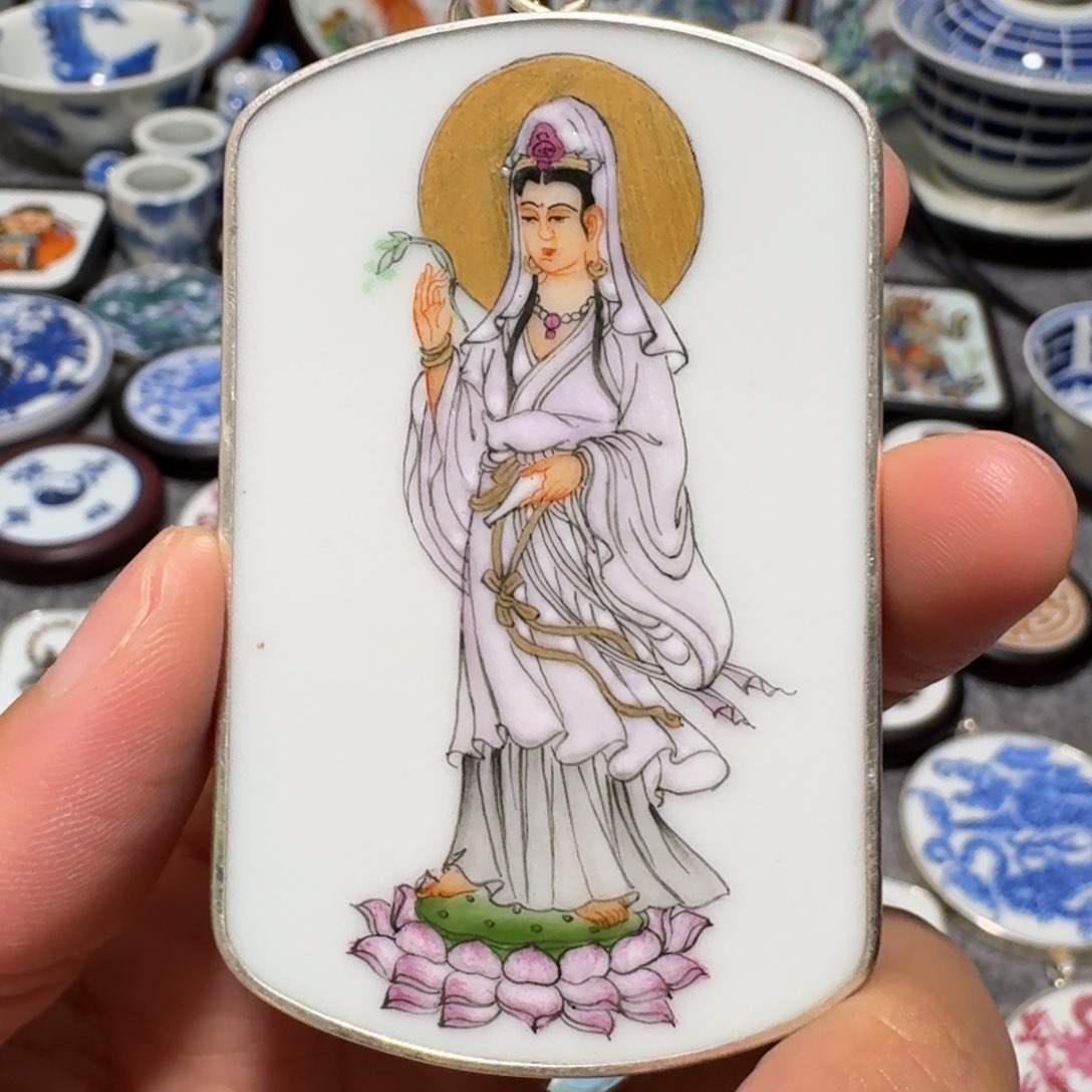 瓷片平****?精品挂件一个