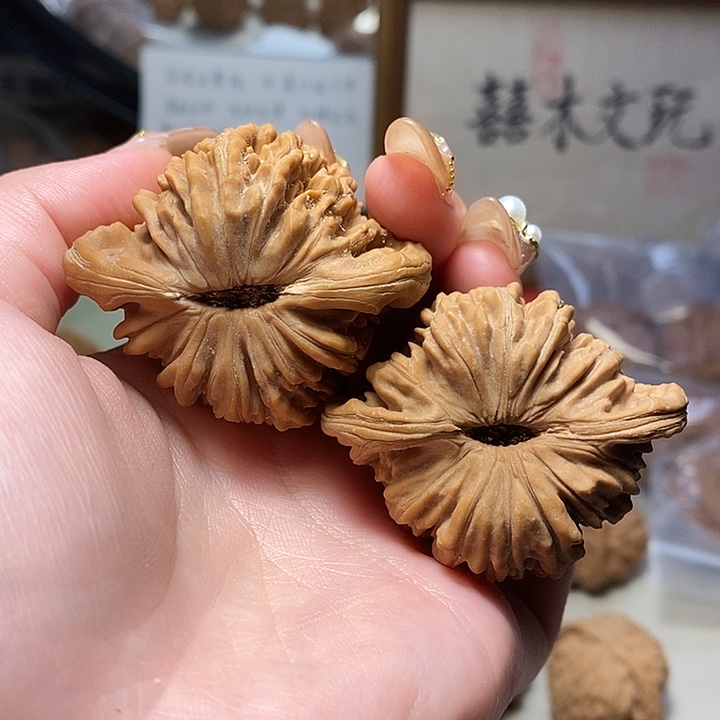 文玩核桃吊坠48四座楼