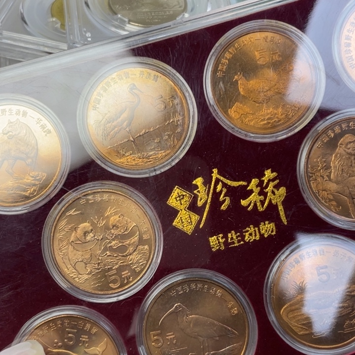 其他普通金属珍稀动物一套 微油