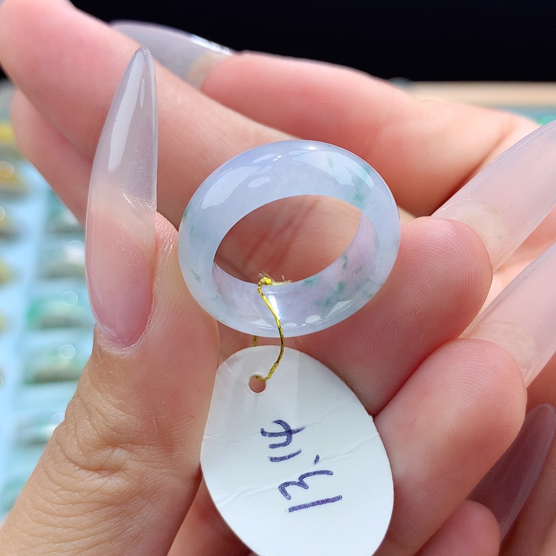 翡翠戒指未镶嵌13-14圈