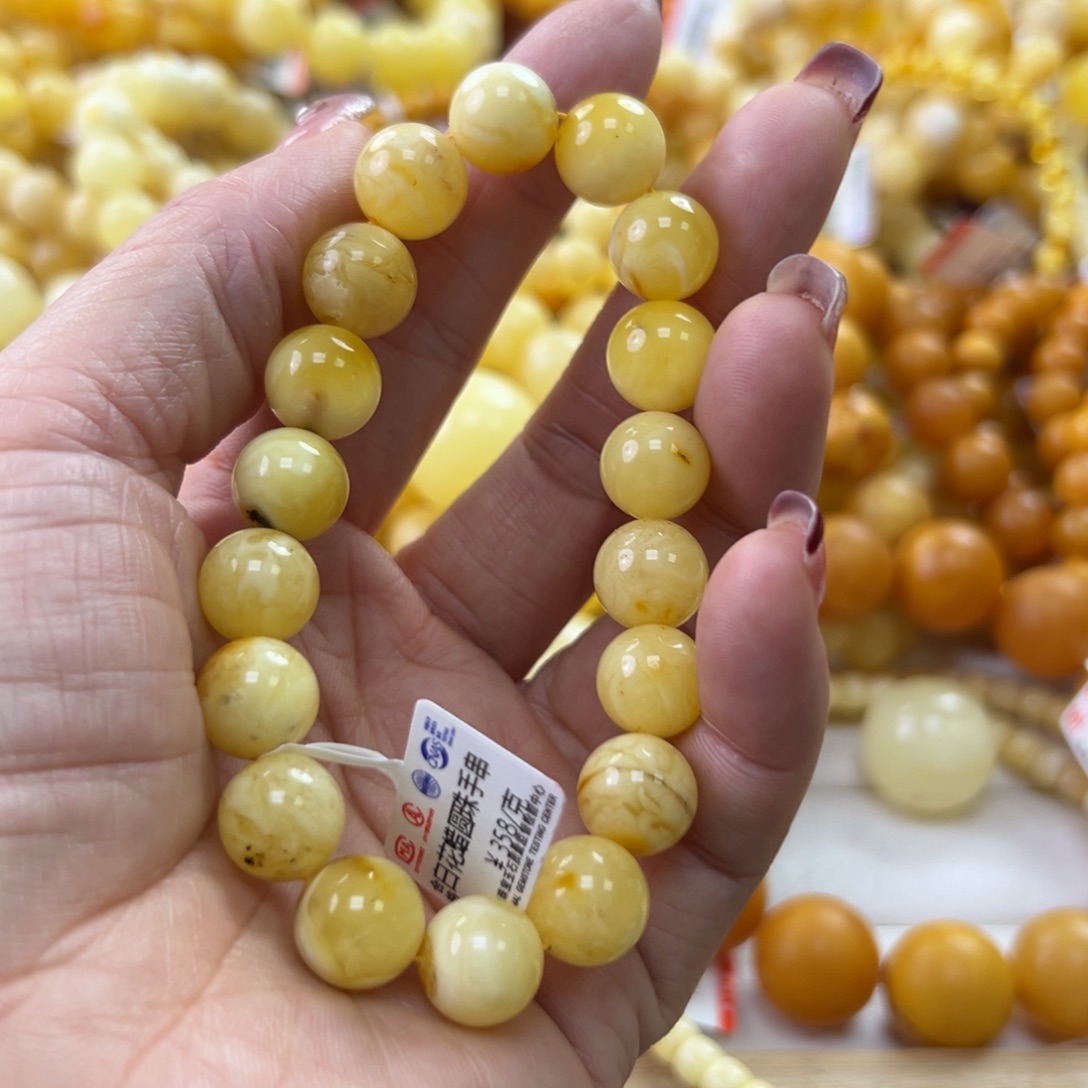 琥珀珠宝奇石未镶嵌