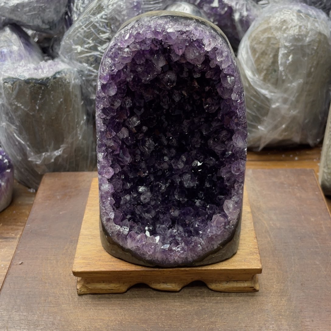 未镶嵌紫晶摆件紫晶