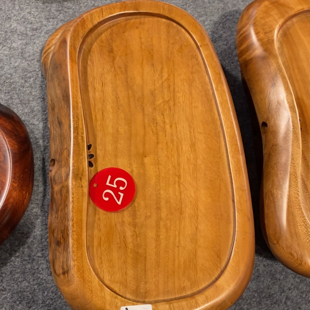 香樟木自然随形茶盘