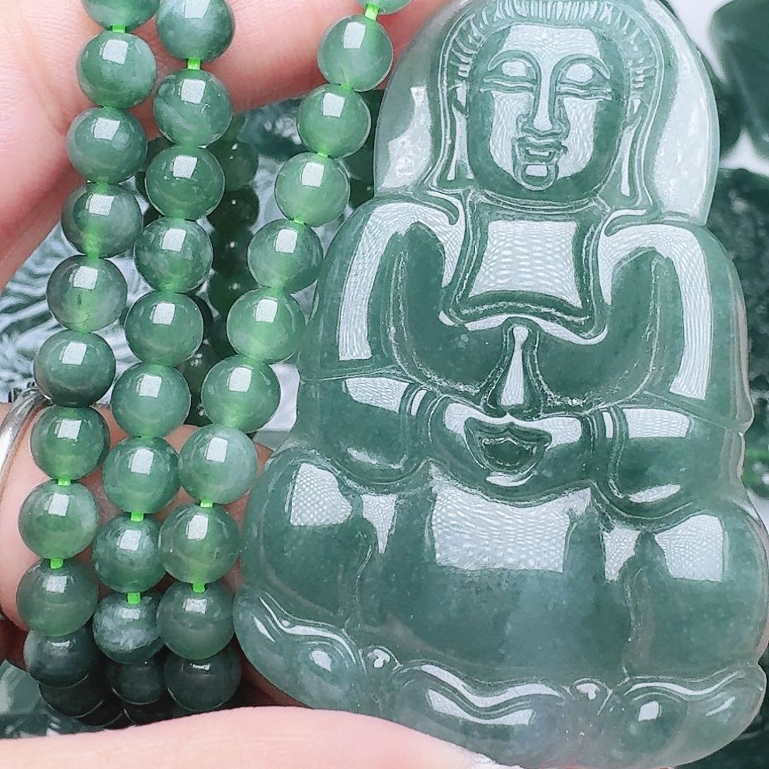 翡翠未镶嵌颈饰111