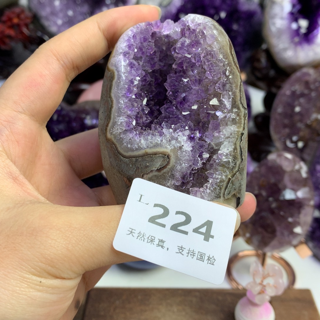 紫晶大型摆件（非配饰）未镶嵌