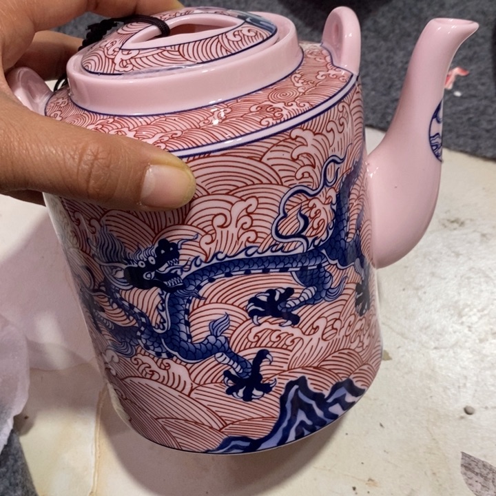 摆件瓷红稀土青花釉里红龙纹提梁壶