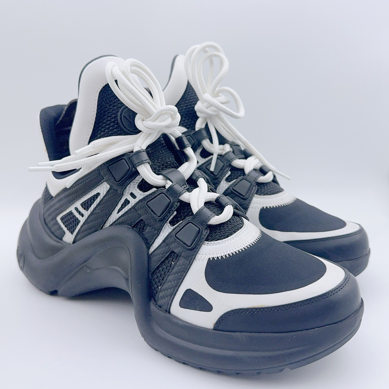 95新 LouisVuitton/路易威登 38.5码/黑白熊猫拱桥老爹鞋