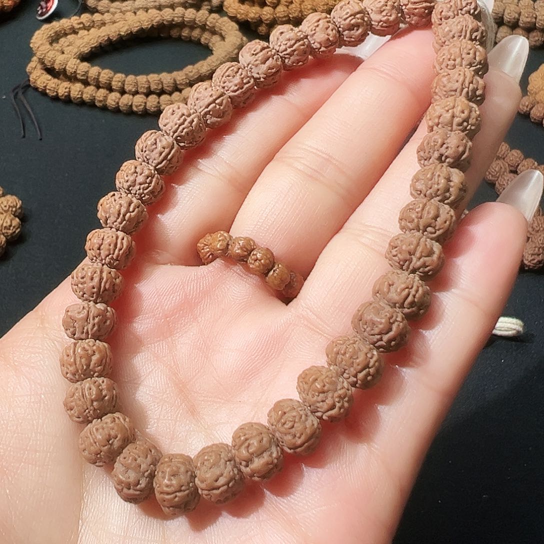 金刚菩提吊坠老树王手串