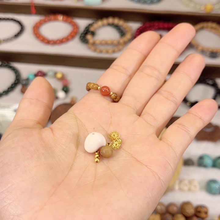 檀香木把件未镶嵌ʚ****ɞ