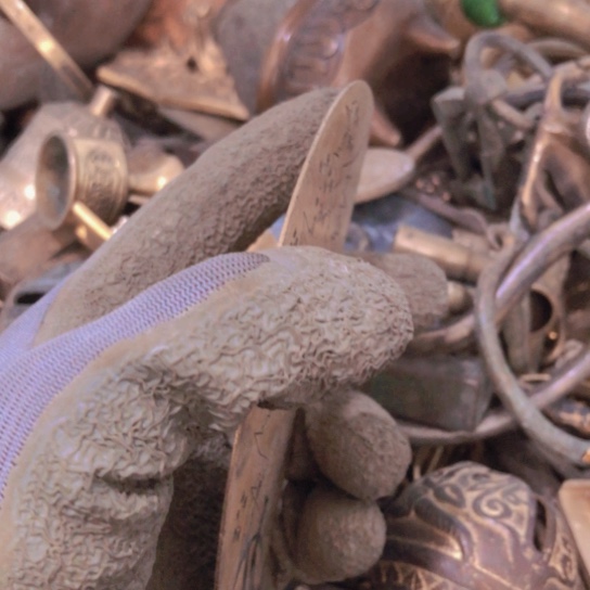 莫***期闪电购铜摆件工艺品