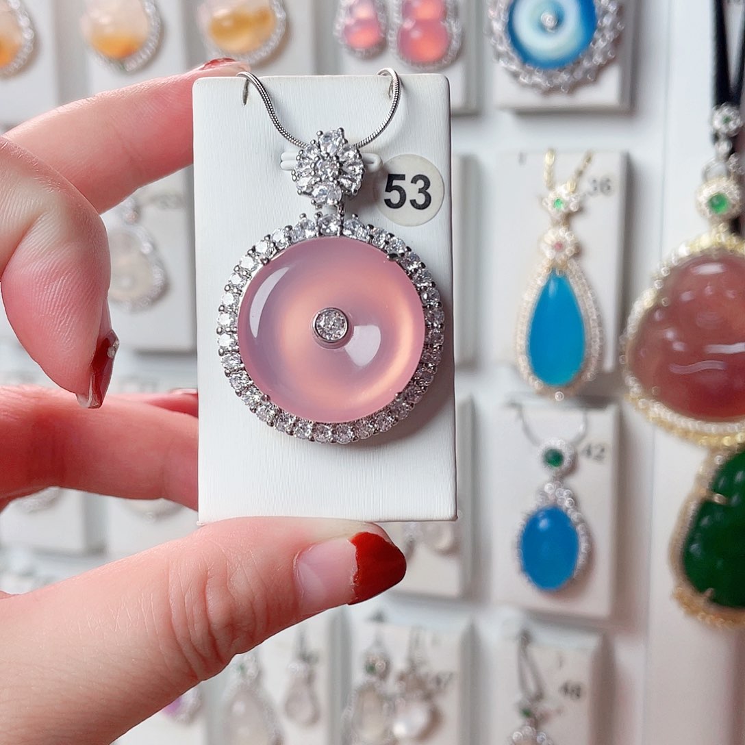 玛瑙/玉髓未镶嵌吊坠(赠链)