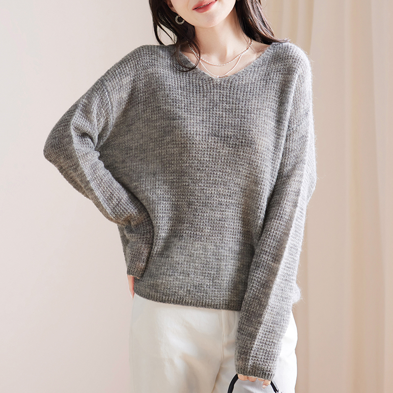 索菲丝尔2025秋季新款V领长袖针织衫宽松百搭羊驼毛毛衣女538000