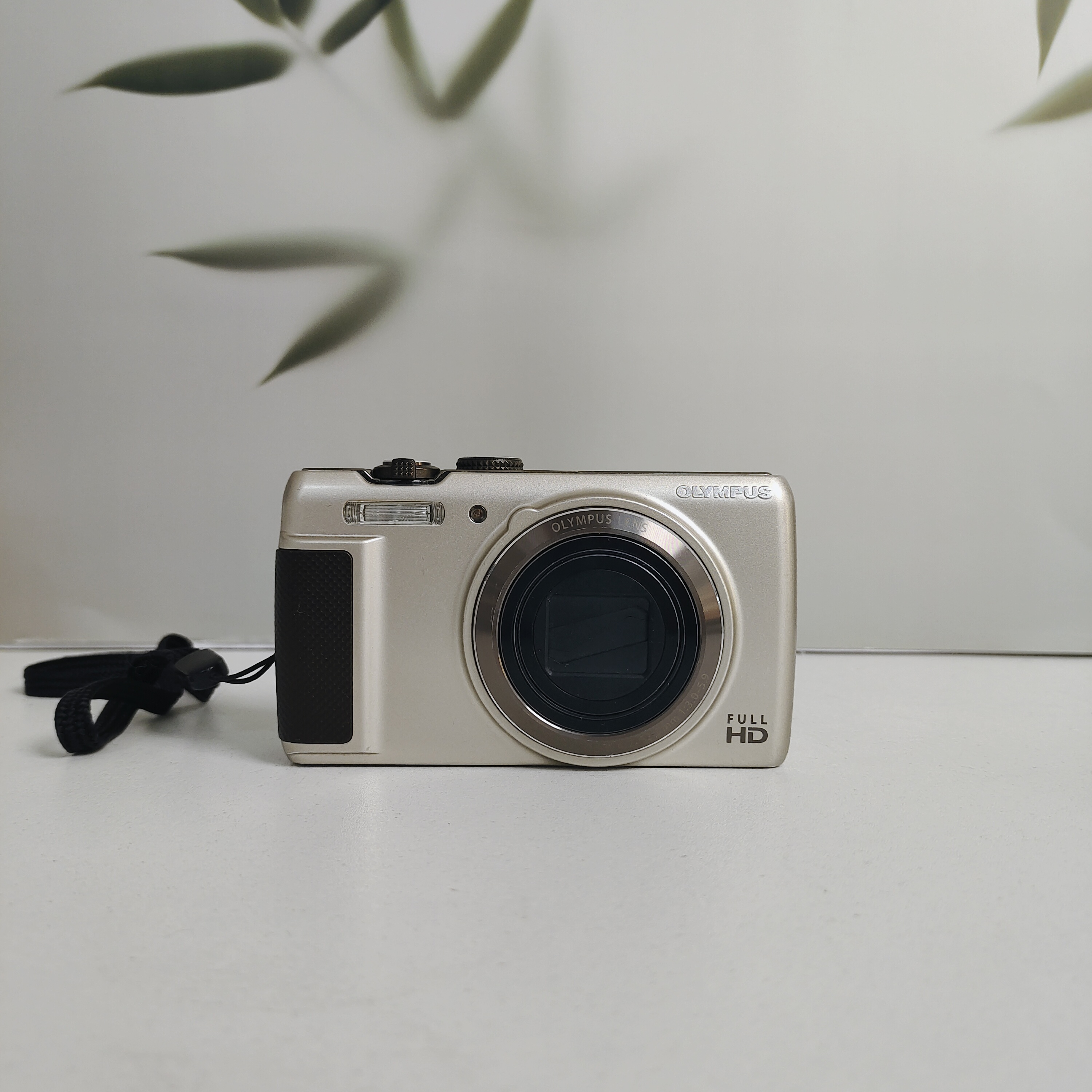 9新 Olympus/奥林巴斯 SH21 小长焦ccd相机1600W像素12.5倍变焦