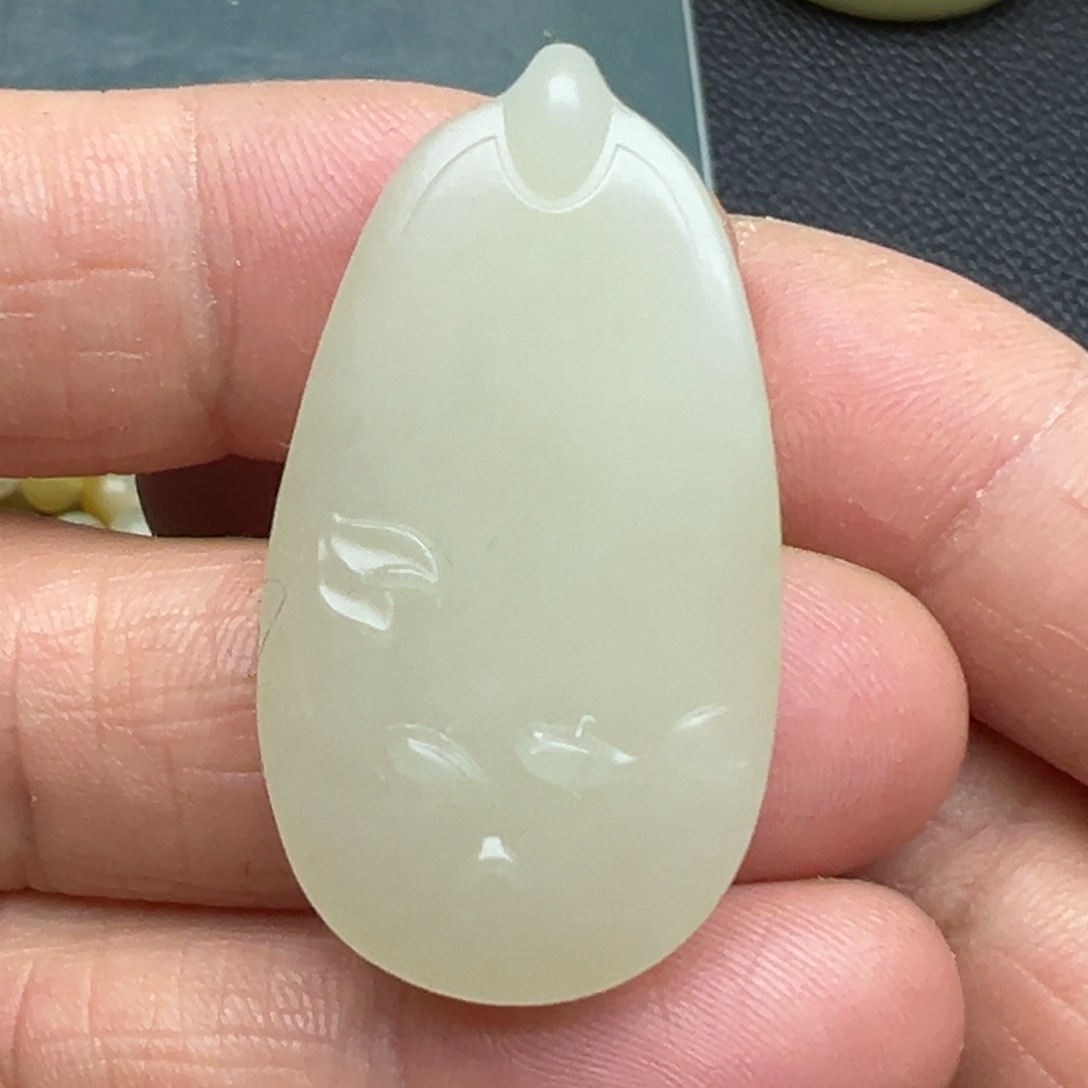 和田玉（糖玉）未镶嵌吊坠(不含链)