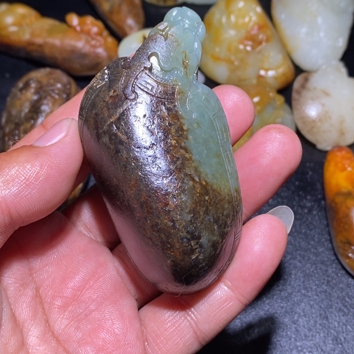 未镶嵌手链和田玉8*8