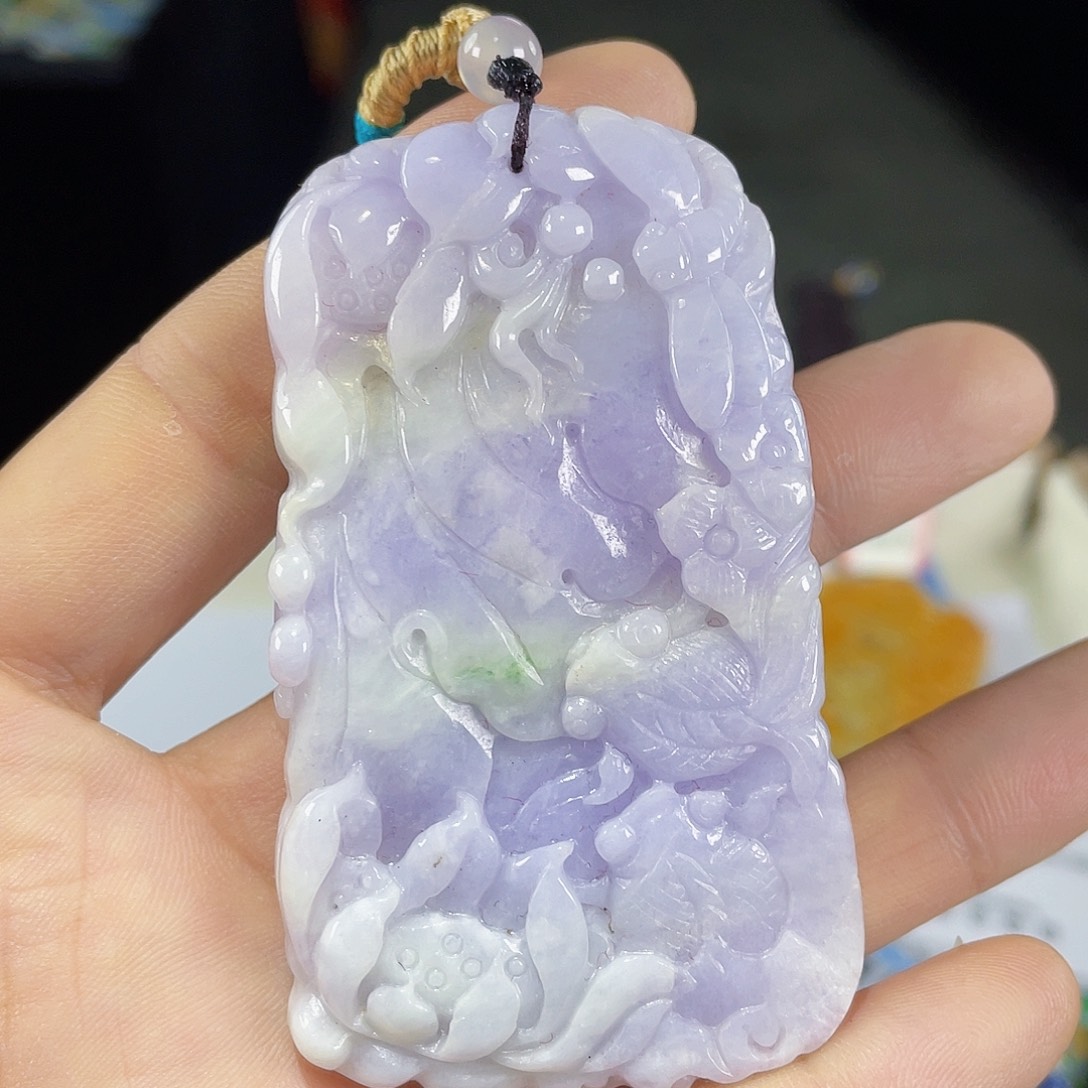 颈饰未镶嵌翡翠一