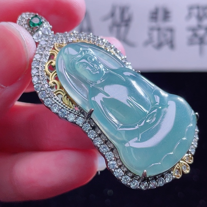 翡翠颈饰未镶嵌999999999