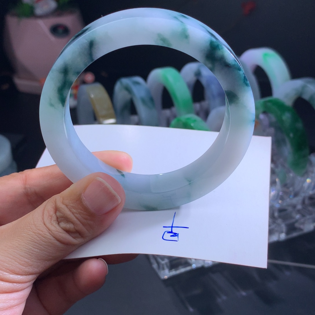 定制翡翠手镯未镶嵌