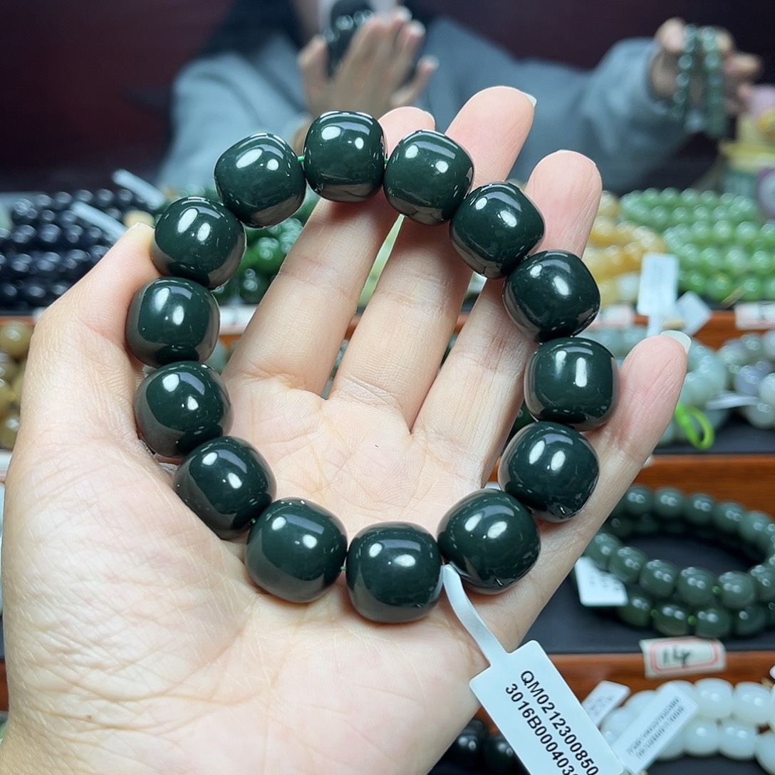 和田玉未镶嵌手链