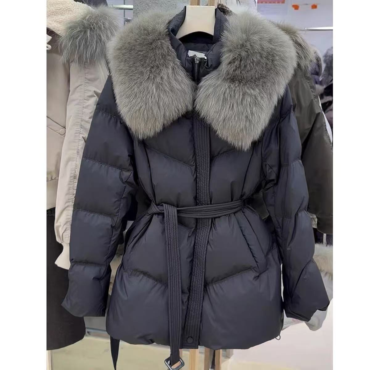 【158-159】2025冬季新款韩版气质大毛领女装收腰显瘦大码短外套