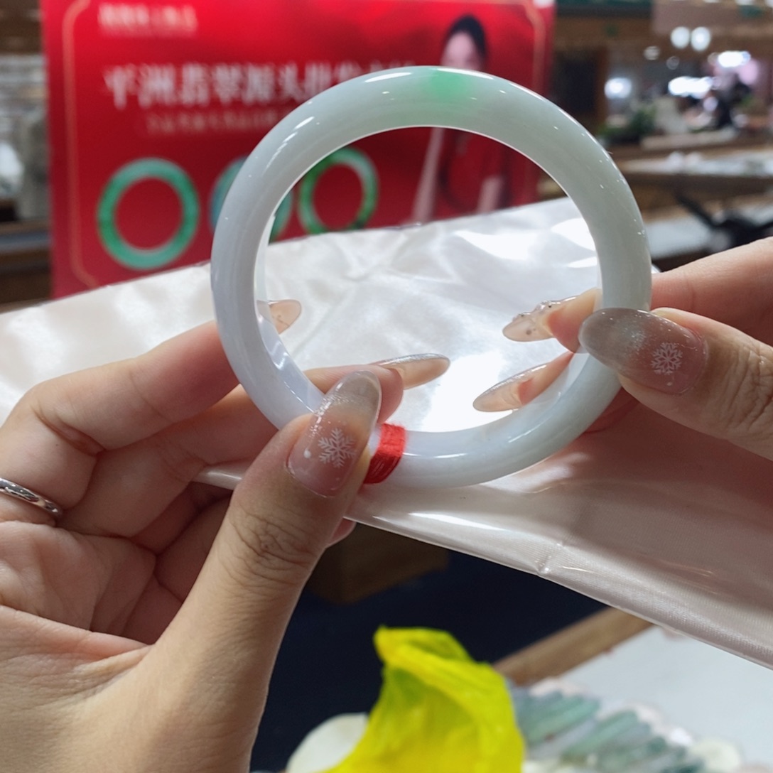 未镶嵌手镯翡翠翡翠