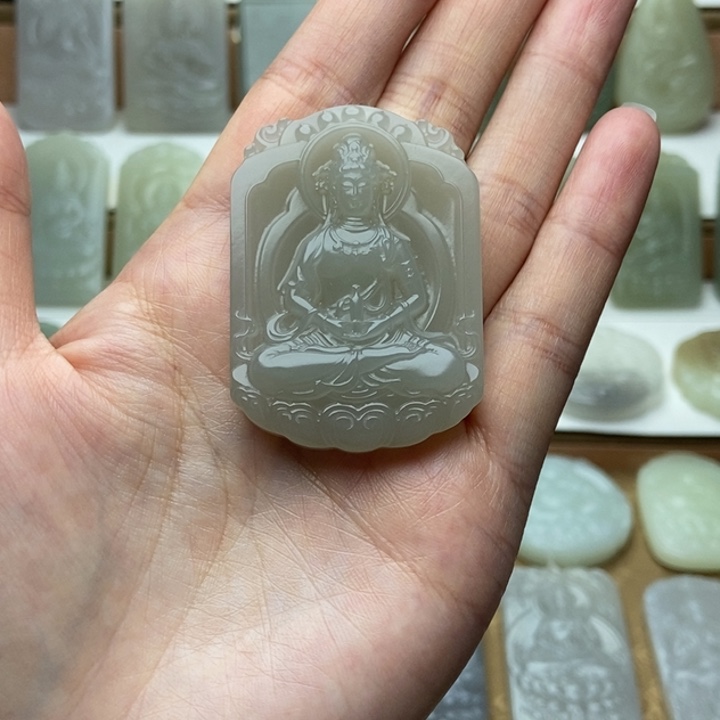 和田玉未镶嵌颈饰