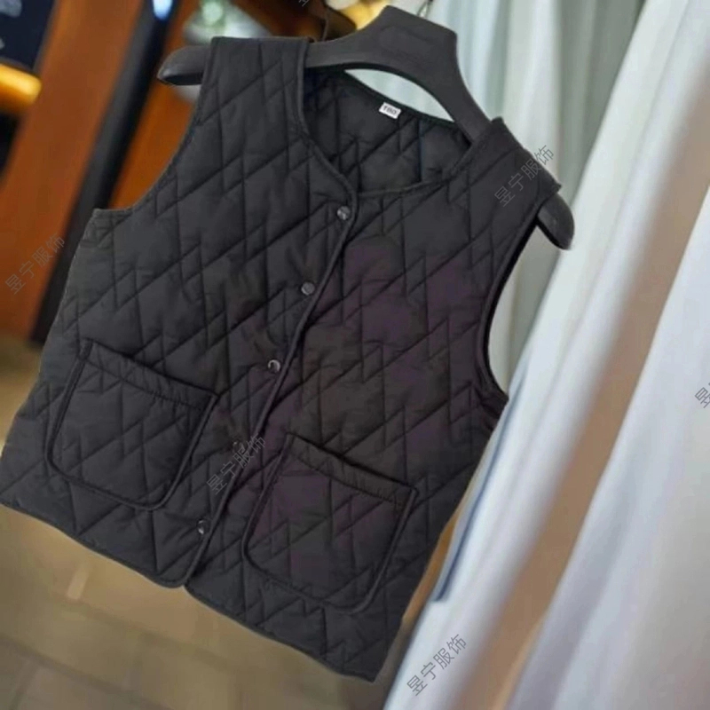 Y029新款菱形格马甲休闲时尚马甲棉服保暖内搭外穿无袖坎肩