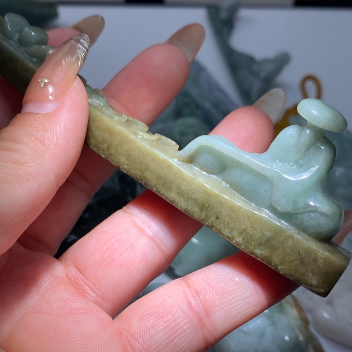 翡翠未镶嵌颈饰保真天然A货翡翠