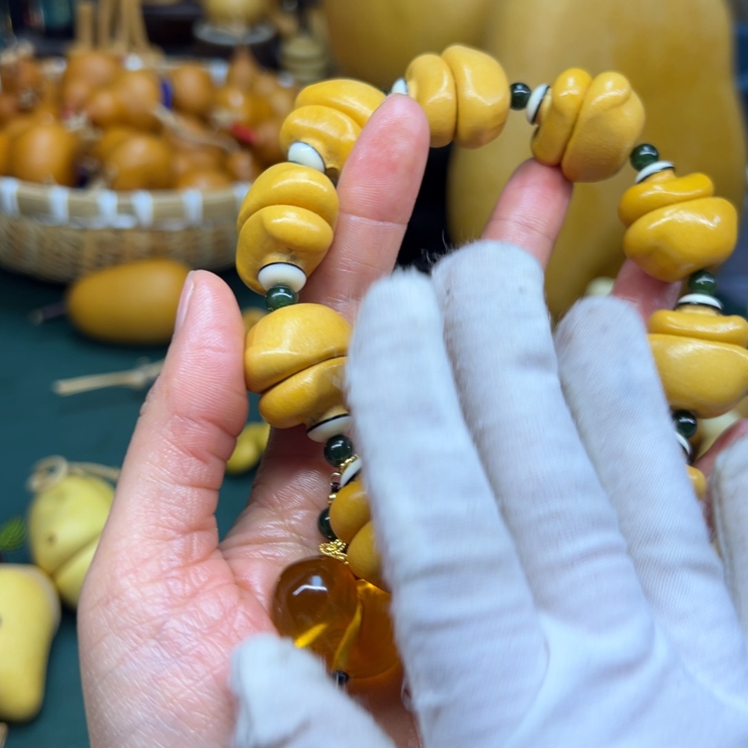 七***店大叶紫檀（黑酸枝木类）