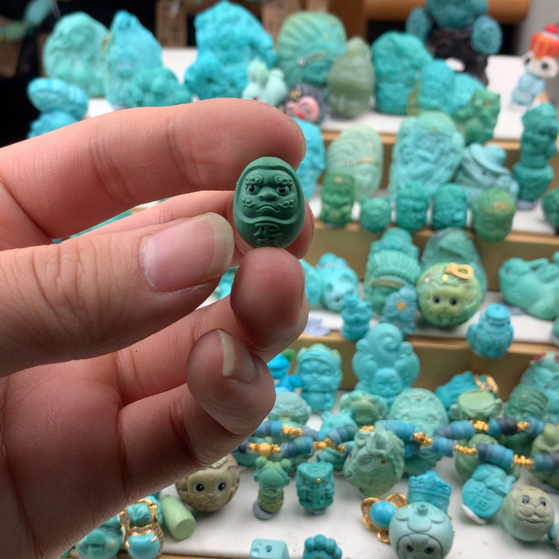 绿松石颈饰18K金镶嵌土****条