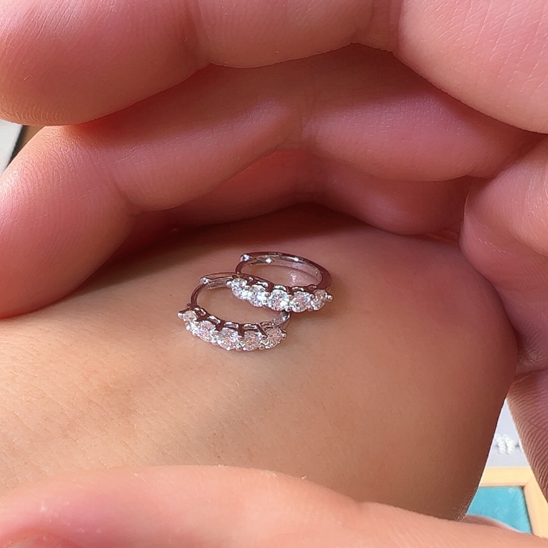 钻石耳饰18K金镶嵌五公主耳扣70分一对