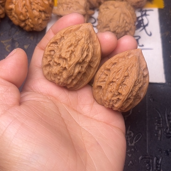 吊坠文玩核桃红袍