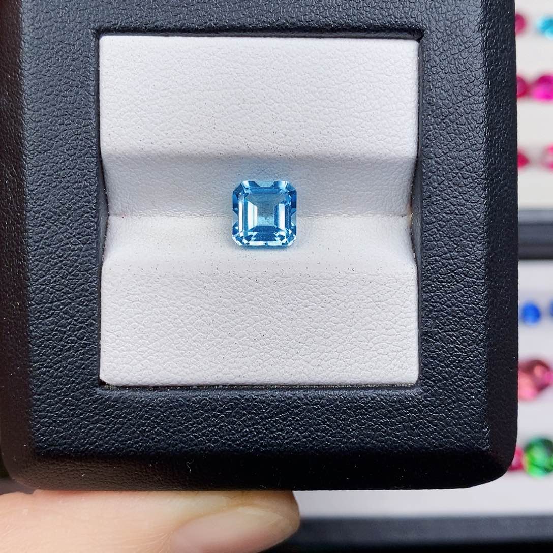 托帕石裸石未镶嵌2.12c t