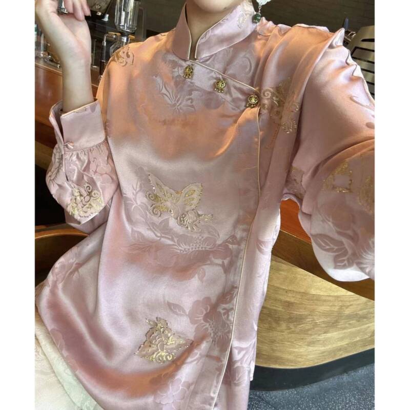 璇子-织金蝴蝶粉色立领打底气质长袖衬衣2024B1109