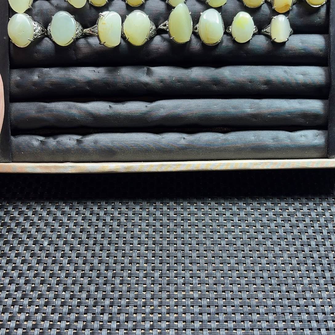未镶嵌戒指和田玉（糖玉）