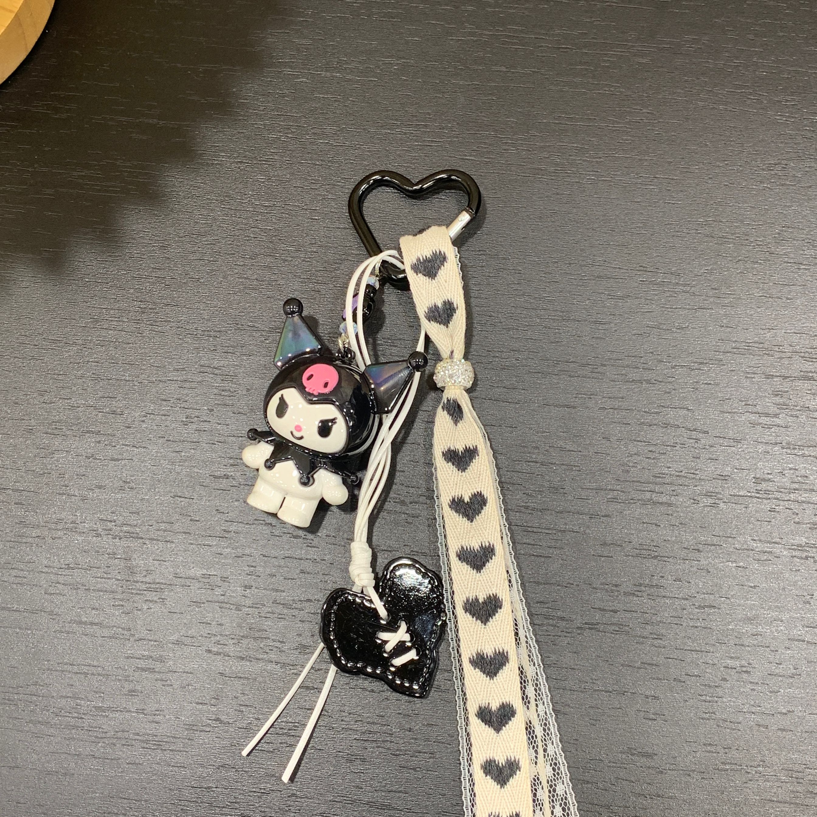 随机款式挂件或包包