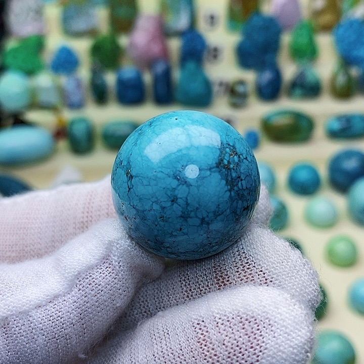 绿松石配饰未镶嵌