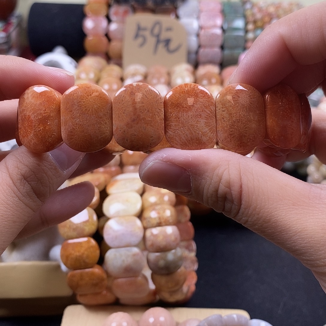 硅化珊瑚（珊瑚玉）未镶嵌手牌34号