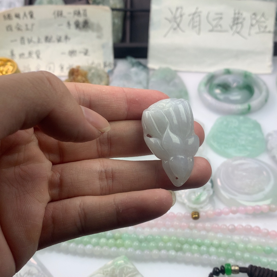翡翠颈饰未镶嵌一