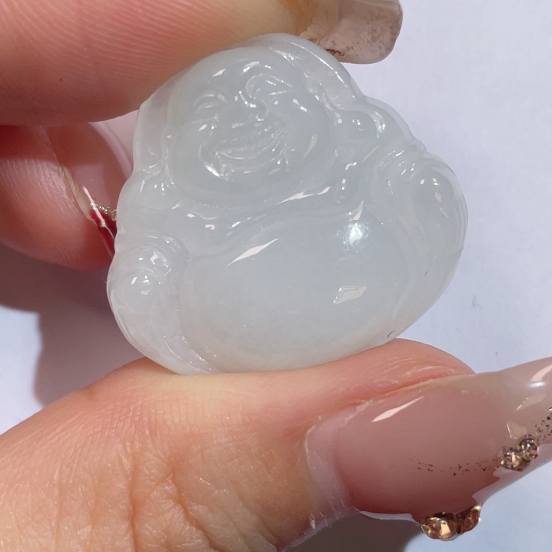 翡翠颈饰未镶嵌佛公