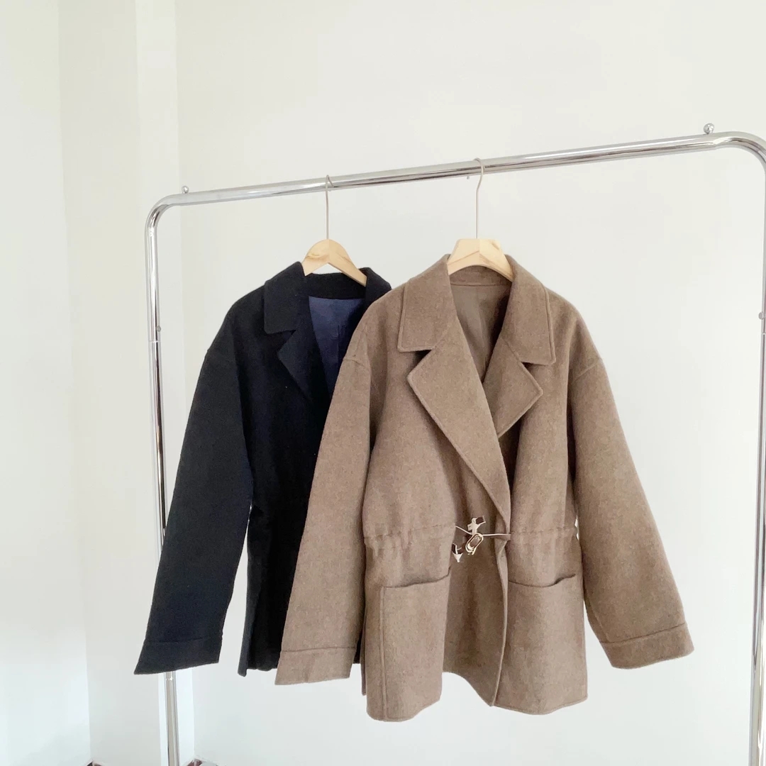 R224 抽绳翻领双面手缝休闲大气外套