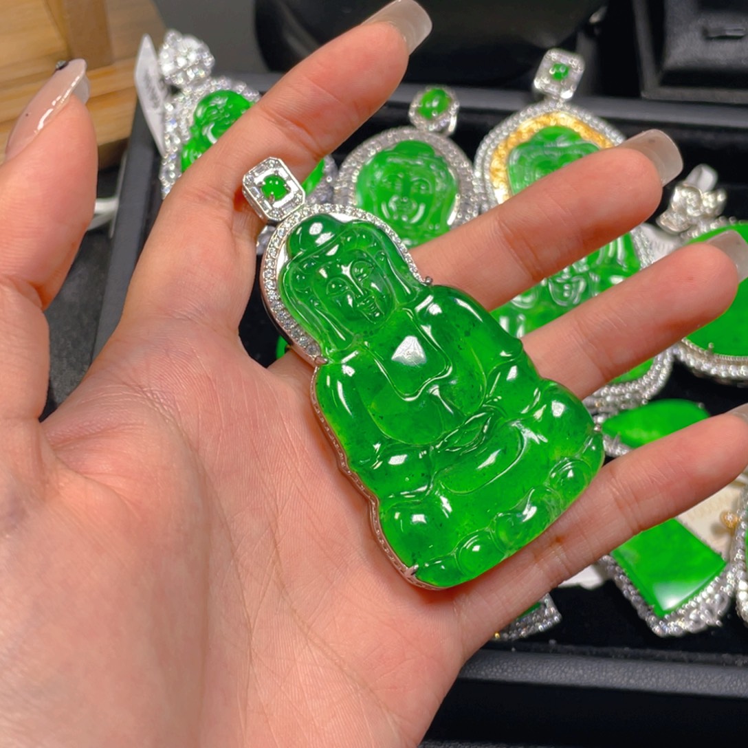 翡翠未镶嵌吊坠(不含链)