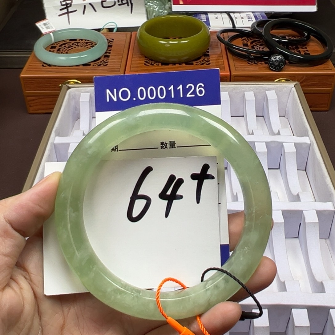 未镶嵌手镯蛇纹石玉